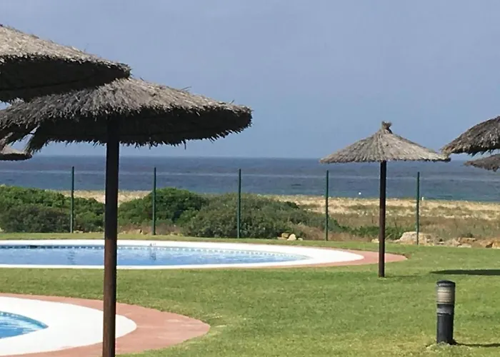 Aticos Primera Linea En Zahara De Los Atunes