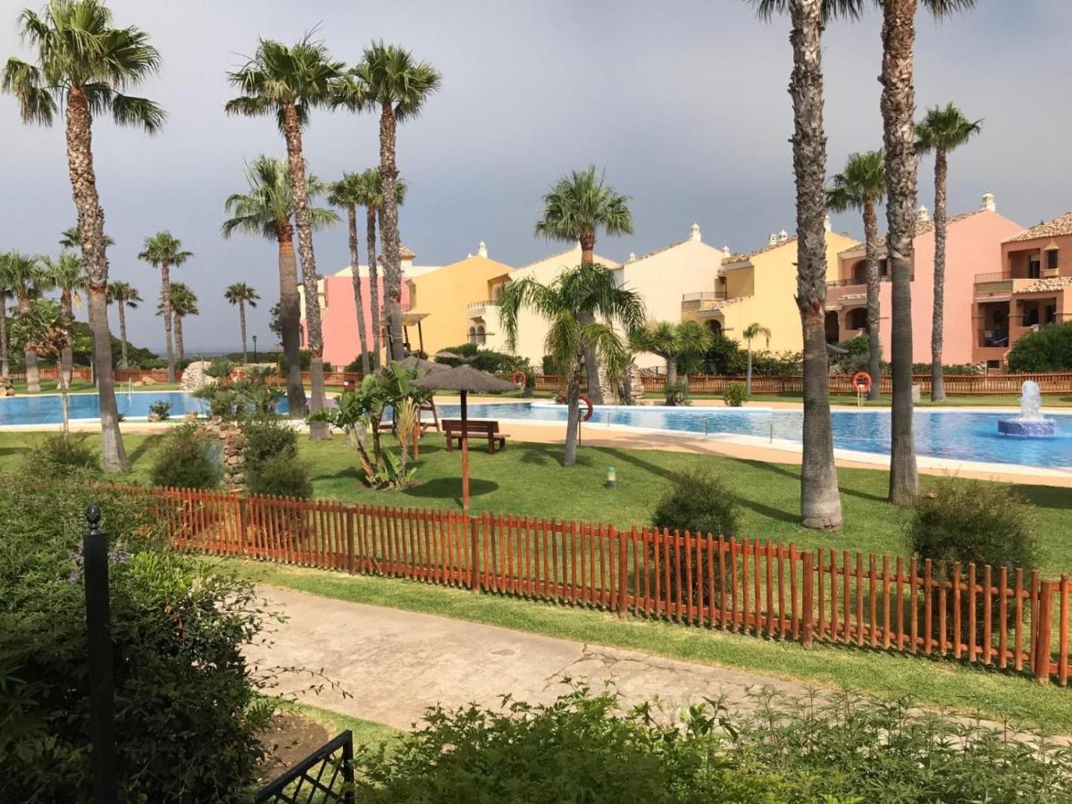 Apartment Aticos Primera Linea En Zahara De Atunes